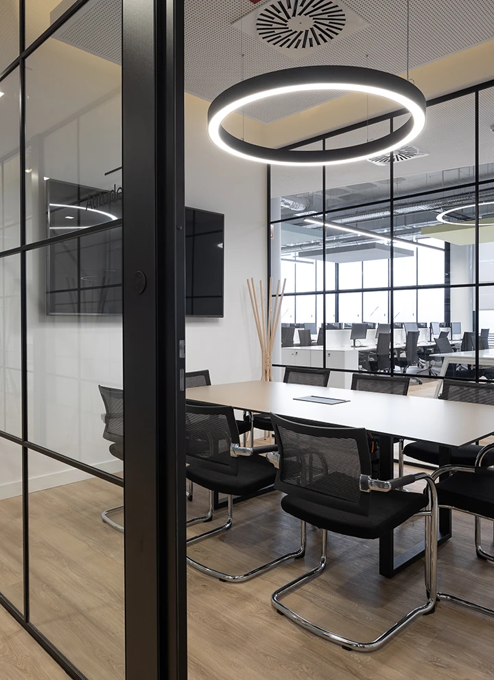 Indelague_INSTITUICAO-FINANCEIRA_imagem-galeria_720x990_Project-02.webp