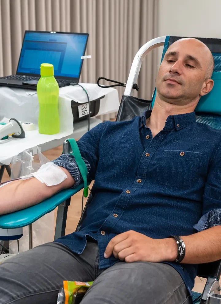 Indelague-doacao-sangue-gallery-image_8-720x990px.webp