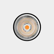 ELI_Black_Front-View_PB-60-Optical-System_Detail_Grey-Background.webp